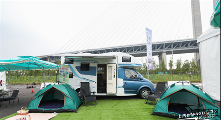 汽車頭條聯手電競科技，探索智能駕駛與沉浸體驗的融合新賽道